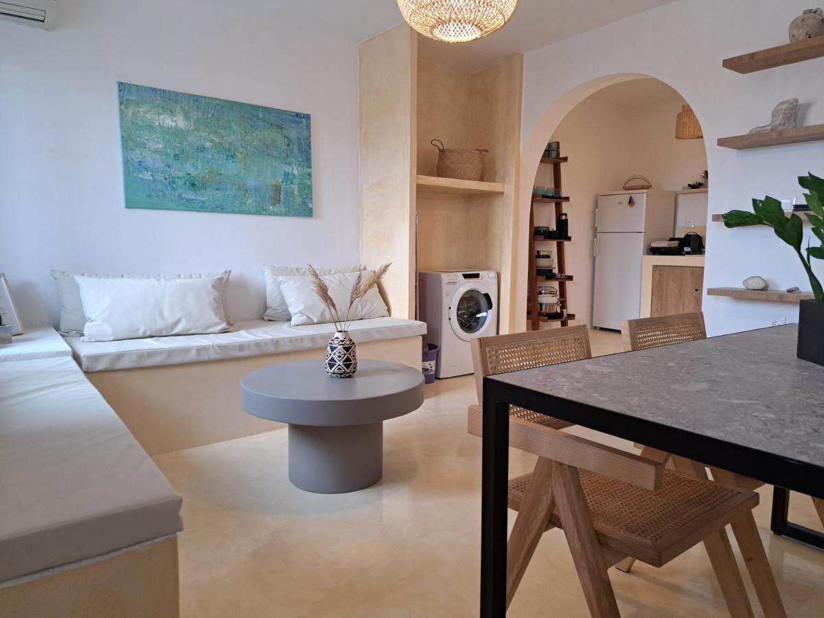 Charming Cozy Suites Naxos City Экстерьер фото